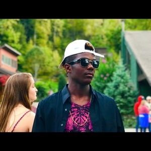 Meet your Posher, Tyler